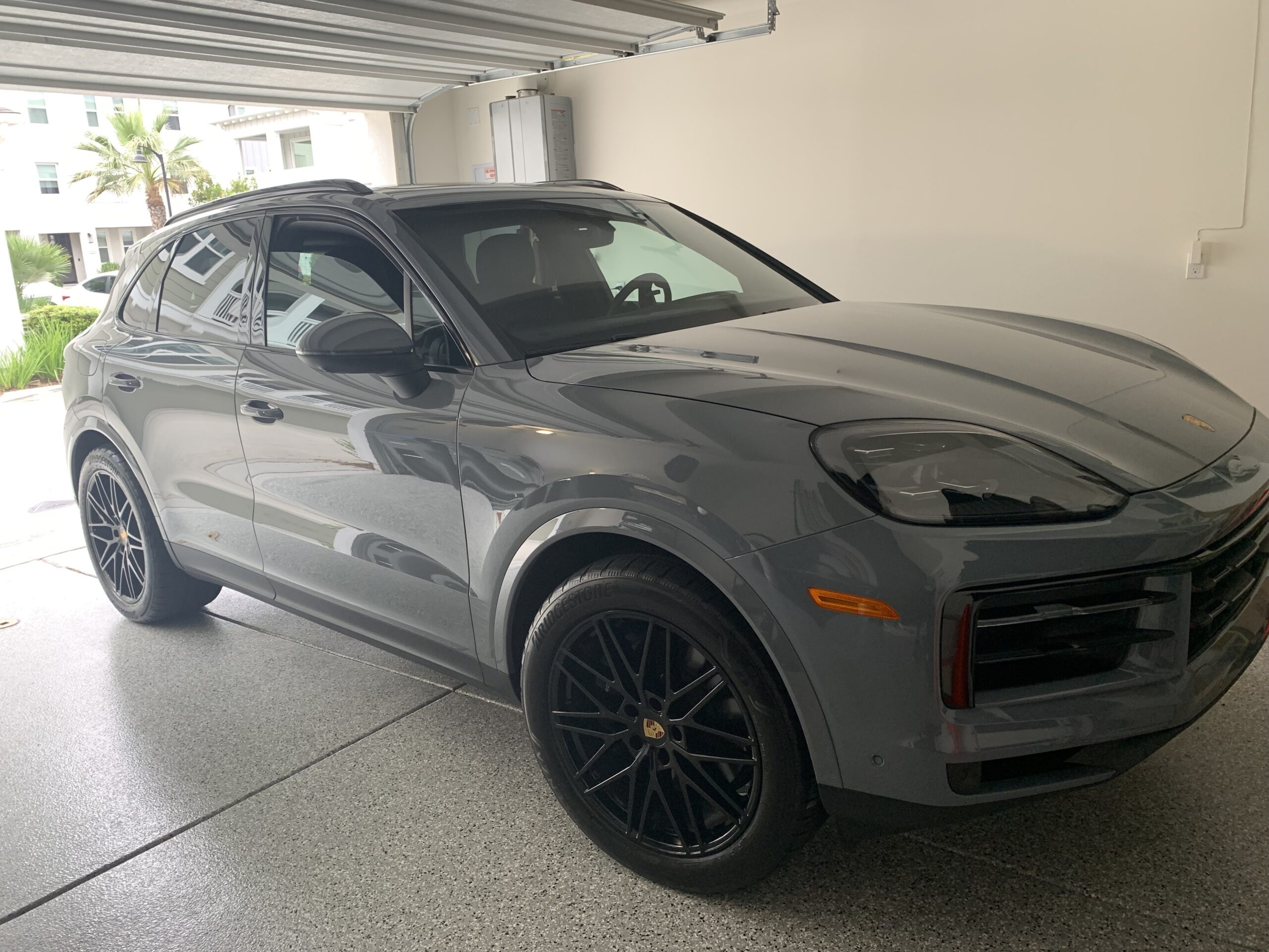 2024 Porsche Cayenne VIN Verification